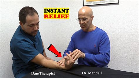 De quervain's and carpal tunnel syndrome both pertain to inflammation of the tendons involving the thumb, but carpal tunnel syndrome involves more. Shocking Quick Forearm Stretch for Carpal Tunnel ...