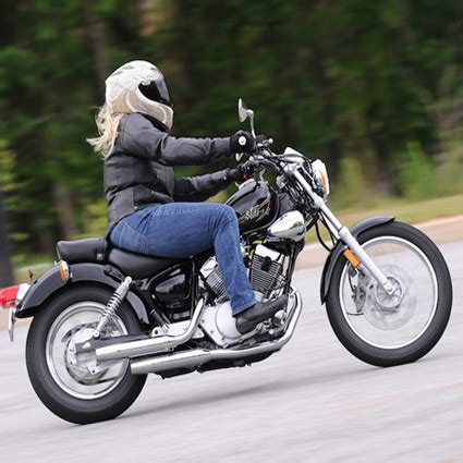 Want to learn how to ride a motorcycle in only 5 minutes? Learn to Ride | Sloan's Motorcycle