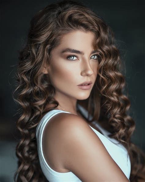 Whether your hair is layered, straight, wavy or curly, highlights on long hair can lighten up your color and create an alluring modern finish. Brown Curly Hair Pictures, Photos, and Images for Facebook ...