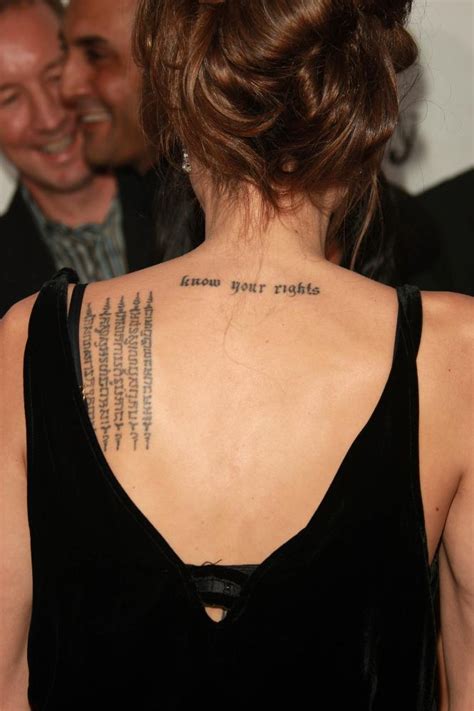 She said it served as a reminder to her to live life to the fullest. Tatouage Angelina Jolie, signification tatouages Angelina ...