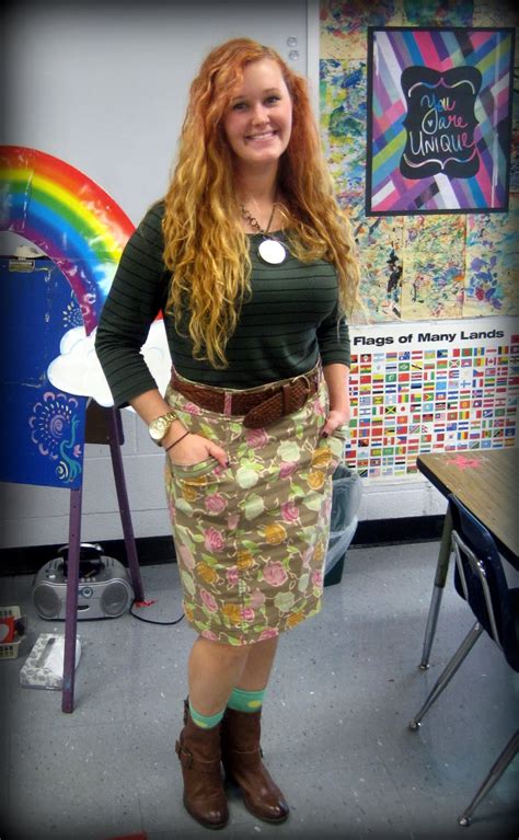 Hot teacher tricks students into threeway fuck. Cassie Stephens: What the Art Teachers Wore #80