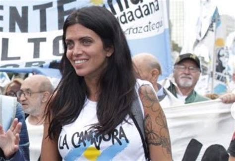 De 41 años, y nacida en río de janeiro, brasil. La ventana indiscreta de julia: Oído al pasar en la ...