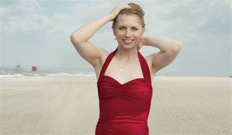 Последние твиты от chelsea e. Salisbury News: Chelsea Manning touts Vogue swimsuit cover ...