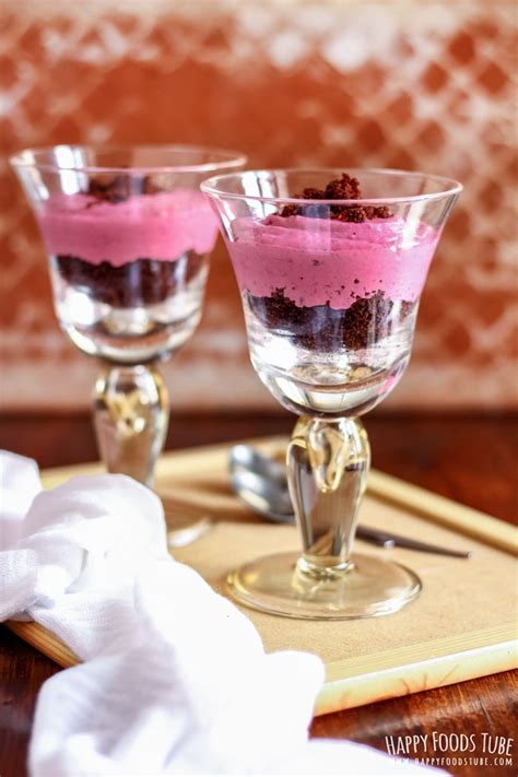 Scoop dark chocolate mousse into your serving container of choice to create the bottom layer. Chocolate Raspberry Parfait Recipe - Happy Foods Tube