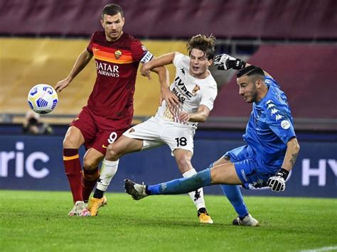 Edin džeko is a bosnian professional footballer who plays as a striker for serie a club roma and captains the bosnia and herzegovina nationa. Edin Džeko zabio za pobjedu koja Romu ostavlja u utrci za ...