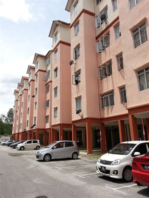 Solo se permite el acceso a las habitaciones a los huéspedes registrados en el hotel. Bilik Sewa Malaysia: Merpati Bandar Baru Bangi Seksyen 9