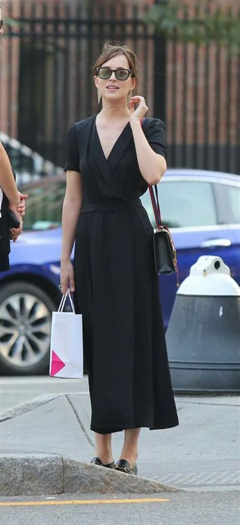 Dakota johnson red carpet looks. Dakota johnson ... | Dakota johnson street style, Dakota ...