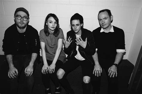 The band consists of lauren mayberry, iain cook, martin doherty and. MusikBlog - Chvrches - Neues Video mit Kristen Stewart ...