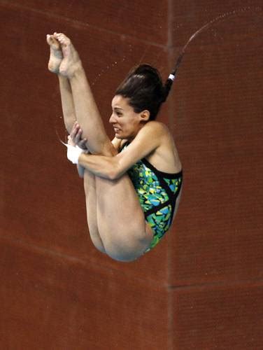 Jun 17, 2021 · la tenue luz de esperanza que la clavadista paola espinosa tenía para ir a sus quintos juegos olímpicos se apagó el jueves cuando la federación mexicana de natación la dejó fuera del equipo. La Jornada: Paola Espinosa inicia con plata la Serie ...