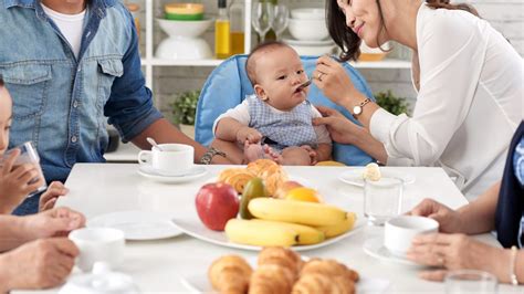 Kamu punya tips makanan lain untuk si kecil, beritahu kami yuk! Naikkan Berat Badan Bayi dengan Cara Ini - Berkeluarga