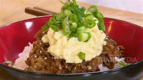 Goreng kacang tanah sampai matang. Membuat Siomay Bandung Ala Rumahan Yang Enak - Trans TV