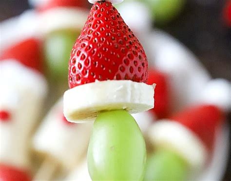 There are 992 fruit santa for sale on etsy, and they cost. Santa Fruit Appetizer : 25 Christmas Appetizers Easy ...