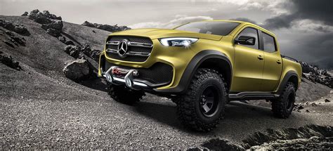 It has a purposeful stance with flared wheel arches and muscular creases — a departure. Mercedes X-Class Concept: pick-up en formato premium y ...