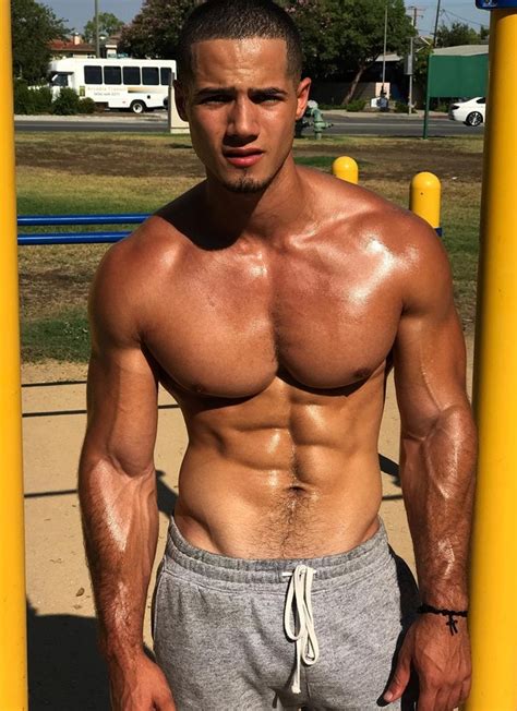 If you are looking for the incredible teen muscle body of chris then you are in the right place! Photos of 10 more fit men
