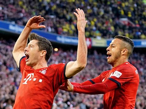 Bayern gegen dortmund, ein duell mit vielen geschichten auf und neben dem platz. Bayern Munich vs Borussia Dortmund result: Robert Lewandowski leads humiliating Der Klassiker ...