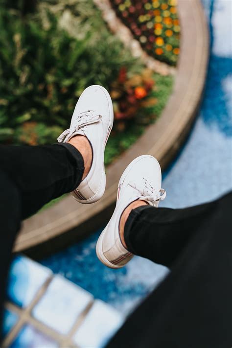 Jual sepatu airwalk late hitam putih hitam kota surakarta. Gambar Sepatu Adidas Putih Tinggi - Gambar Sepatu