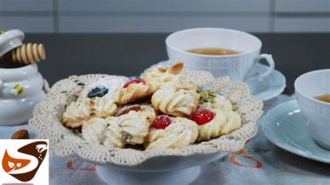 Otterranno deliziosi biscotti frollini fatti in casasapore e aroma sorprendenti, se si aggiunge al papavero dell'impasto. Biscotti di pasta frolla, fatti in casa - Frollini al ...