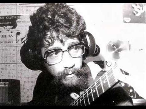 Dj raulito ha logrado tocar en las mejores discotecas de lima y provincias, así como también en distintas emisoras radiales como. Se O Rádio Não Toca - Raul Seixas - VAGALUME