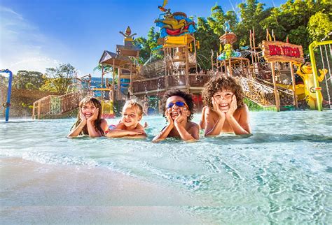 Temperature reaches 41.4ºc and rio de janeiro has its hottest day this year. Hot Park com hospedagem no Rio Quente Resorts InclusaRio ...