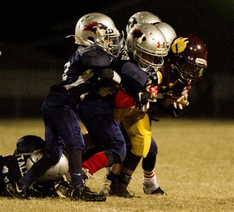 Pop warner is the largest and oldest youth football and cheer & dance program in the world. YOUTH FOOTBALL ROUNDUP: Defensive stand helps GA take ...