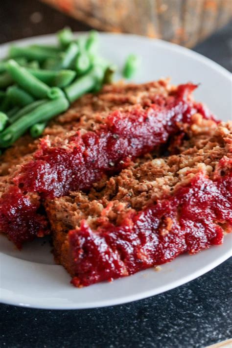 This is the best meatloaf recipe that results in a healthier dish, without skimping on flavor. Easy Turkey Meatloaf | Recipe in 2020 | Turkey meatloaf, Meatloaf recipes, Ground turkey meatloaf