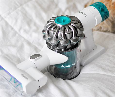 Banggood online mattress vacuum cleaners store offer a wide selection of high quality mattress vacuum cleaners with amazing price and good service. 戴森手持吸尘器 V6 Mattress Handheld Vacuum - 普象网