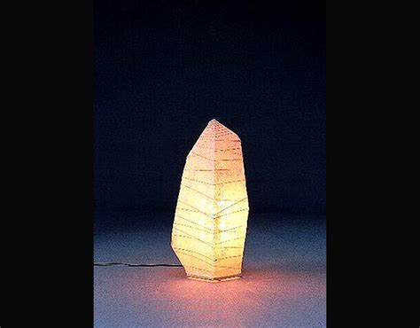 Made from high quality materials, our resilient floor standing lamps are durable and long lasting. Paperstone Standing Lamp Petite « Unique Japan