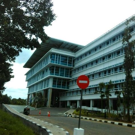 Documents similar to pertamina cilacap. Head Office Pertamina RU IV Cilacap - 11 tips