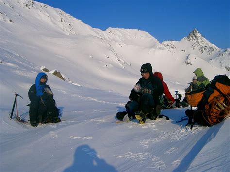 槍ヶ岳山荘mountain hut, 110 metres north. 06_冬合宿