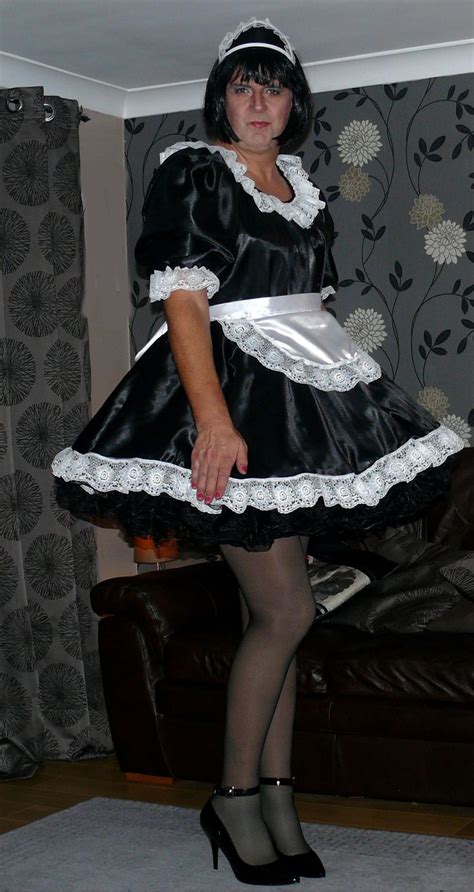 Mature samantha rone lady teaches how to do it to young boy. 97 bästa bilderna om Maid på Pinterest | Vintage barbie ...