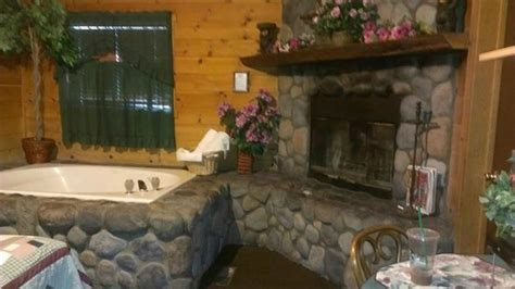 We did not find results for: Big Bear Manor Jacuzzi Cabins - Picture of Big Bear Manor ...