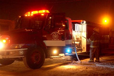 Combaten dos focos en calamuchita y evacuan una zona de potrero de garay ambos focos se iniciaron en áreas rurales del valle de calamuchita. Incendio en el IMSS de Córdoba, la madrugada de hoy ...