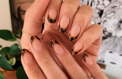 Falling in love with 2020's design trends. 5 Biggest Pinterest Nail Trends For 2020