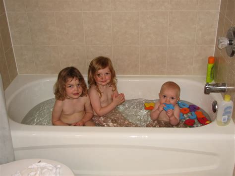 The best mothers in comics. The StL Steeles: Rub-a-dub-dub, three kids in the tub