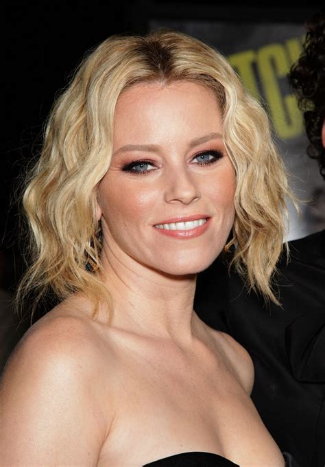 Elizabeth banks is an actress whose biggest achievement was acting in the hunger games films. Elizabeth Banks Hottest Photos | Sexy Near-Nude Pictures, GIFs