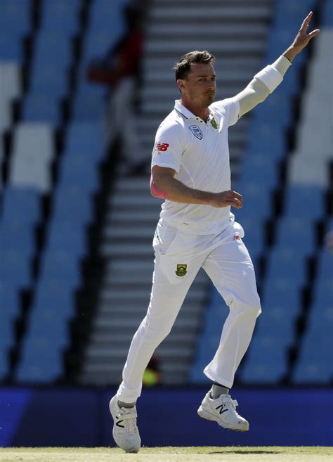 Some footage is mixed in with old stuff. South Africa's Dale Steyn Eyes Return To Action Next Month