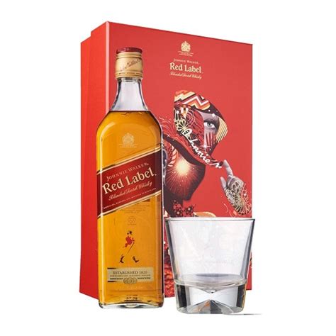 Johnnie walker blue label 700ml gift box. Buy Johnnie Walker Red Label 700ml w/ Gift Box and 1 Glass ...