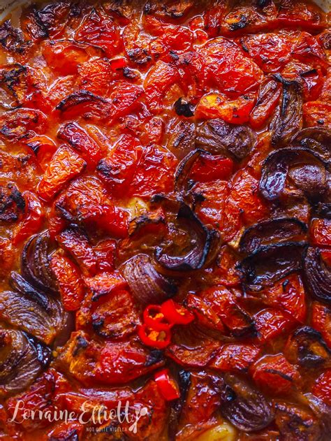 Let stand 10 minutes before cutting into 6 slices. Tomato Pasta Sauce From Scratch Using Tinned Or Fresh ...