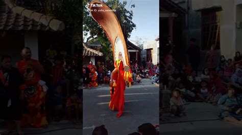 Move on bersamaku, buanglah semua kenangan masa lalu. Jaran goyang - YouTube
