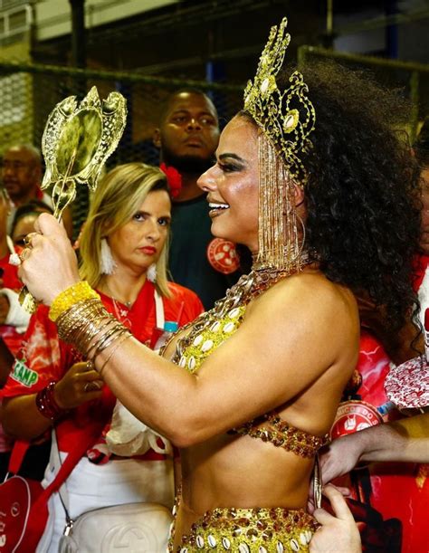 Viviane araújo compareceu ao ensaio do salgueiro, que já está em clima de carnaval 2016, na noite deste sábado, 14. Carnaval 2019: Viviane Araújo, a rainha de bateria do ...