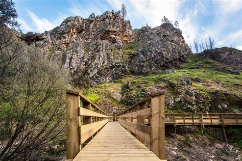 Hotels in vila de rei in der nähe von fluvial do penedo furado. Penedo Furado: um paraíso no centro de Portugal | VortexMag