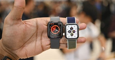 Trova una vasta selezione di smartwatch apple apple watch series 5 a prezzi vantaggiosi su ebay. Apple Watch Series 5 Vs. Apple Watch Series 4 | Spec ...