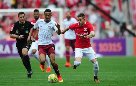 Wellingon silva, marcos paulo e evanilson. Internacional X Fluminense - Campeonato Brasileiro 2016 ...