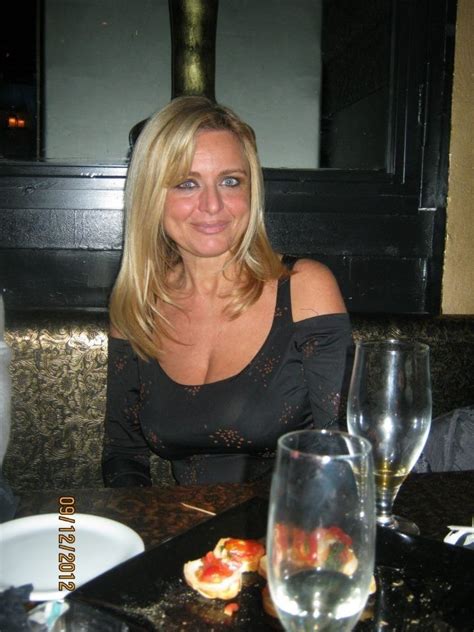 What is the best online dating site for over 50? Pin on meet mature ladies