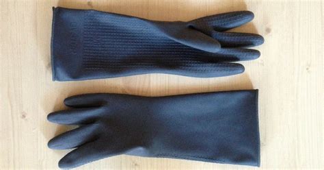 Cara membuat alat bantu dari sarung tangan karet : Cara Membuat Motif Tie Dye beserta Peluang Usahanya yang ...