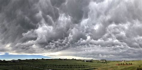 Mammatus and double rainbows to the south! Angry Skies...Not | Mammatus clouds, Clouds, Sky