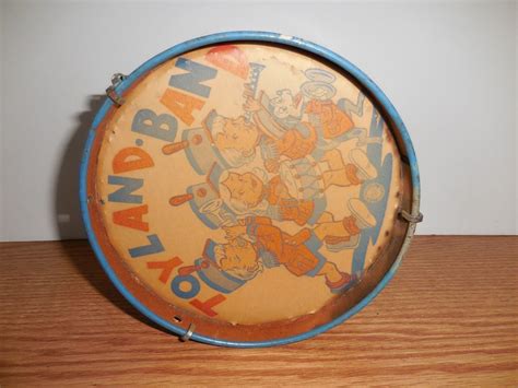 Their toys cover a wide range of subjects like circuses, toys based on movies, and toys based on historical events. VINTAGE TOYLAND BAND METAL DRUM BY OHIO ART COLLECTIBLE ...