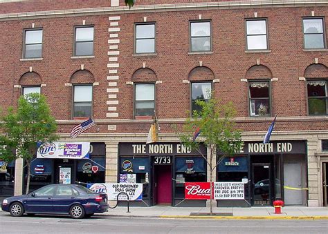 Mexican families and hipsters, magnificent mile: Gay Chicago Boystown