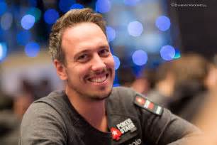 Paket anda sedang dikirim oleh lex id pengirim. Lex "RaSZi" Veldhuis Returns to Twitch After Health Issues ...