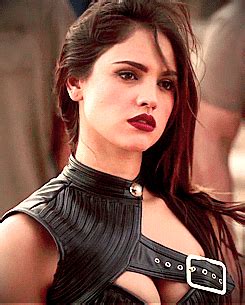 All of these gifs are roleplayable. 𝐌𝐚𝐫 — Pack de gifs de Eiza Gonzalez